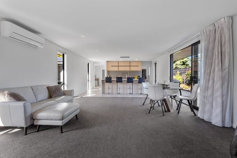 Photo of property in 141 West Belt, Rangiora, 7400