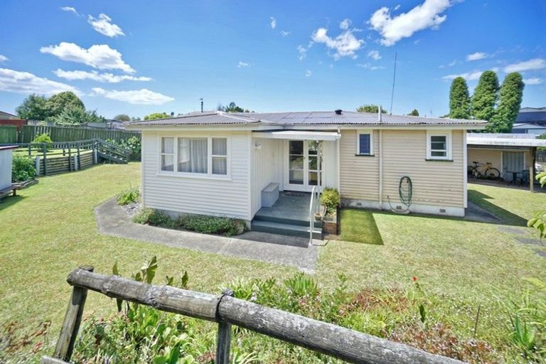 Photo of property in 15 Valley Road, Te Puke, 3119