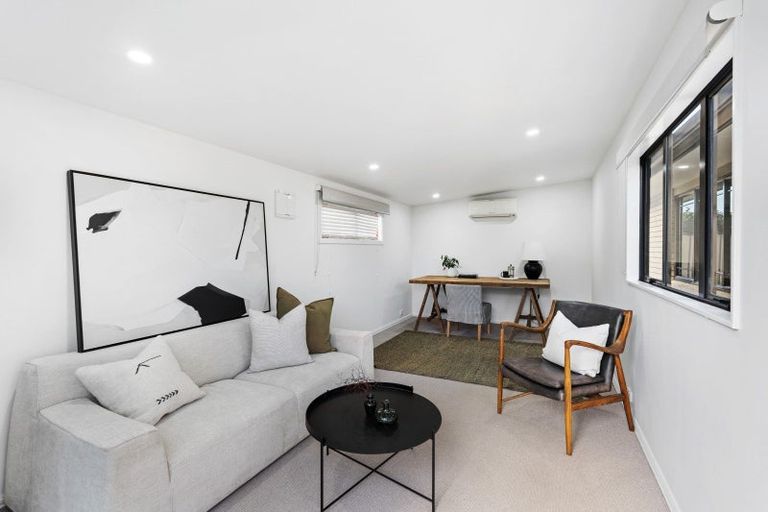 Photo of property in 29 Pinotage Drive, Greenmeadows, Napier, 4112