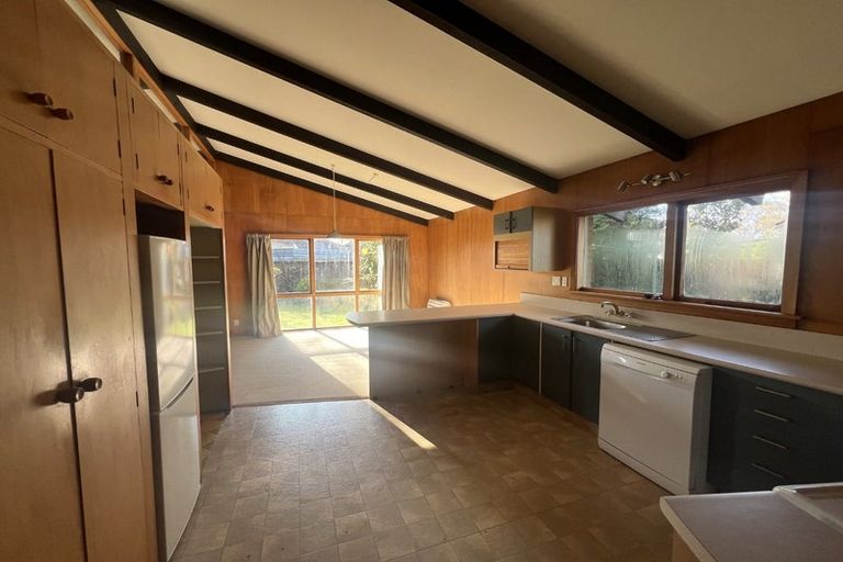 Photo of property in 12 Gloaming Place, Sockburn, Christchurch, 8042