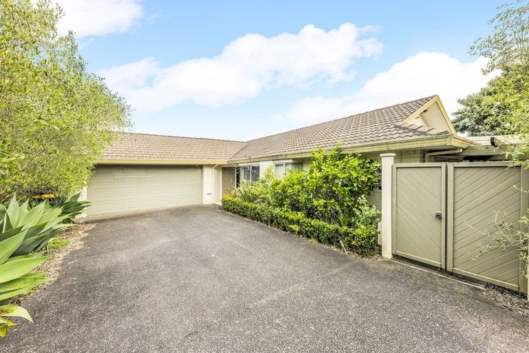 Photo of property in 6 Kilimanjaro Drive, Northpark, Auckland, 2013