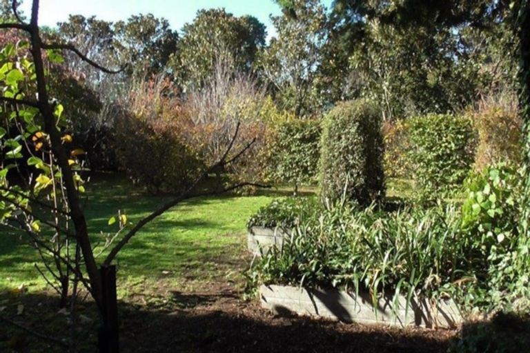 Photo of property in 72 Woodward Street East, Featherston, 5710