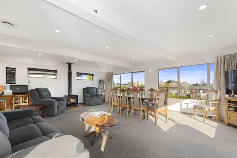 Photo of property in 15 Heeni Street, Wharewaka, Taupo, 3330