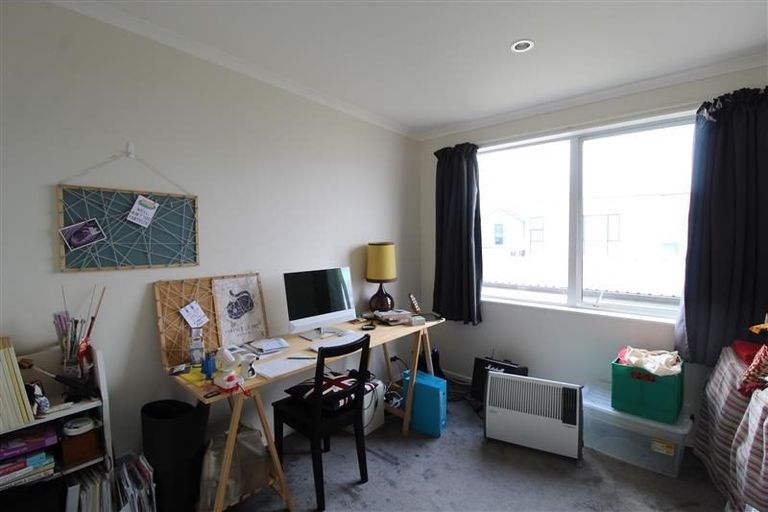 Photo of property in 13 Hakawai Avenue, Takanini, 2112