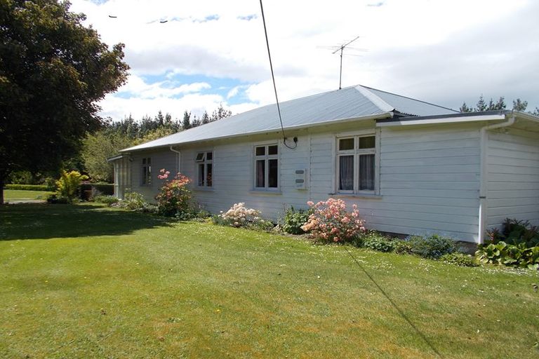 Photo of property in 37 Bluff Hill Road, Waianakarua, Oamaru, 9495