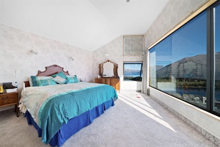 Photo of property in 33 Edinburgh Drive, Queenstown, 9300