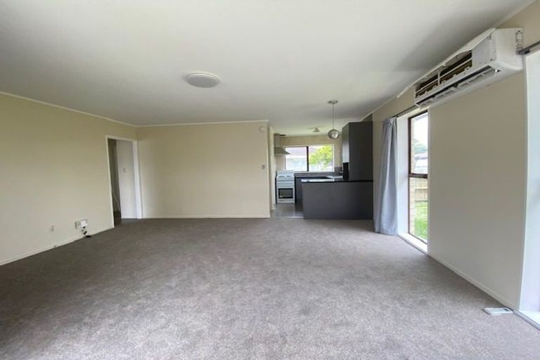 Photo of property in 2/139 Gills Road, Half Moon Bay, Auckland, 2014