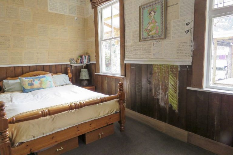 Photo of property in 25 Andersen Street, Blacks Point, Reefton, 7830