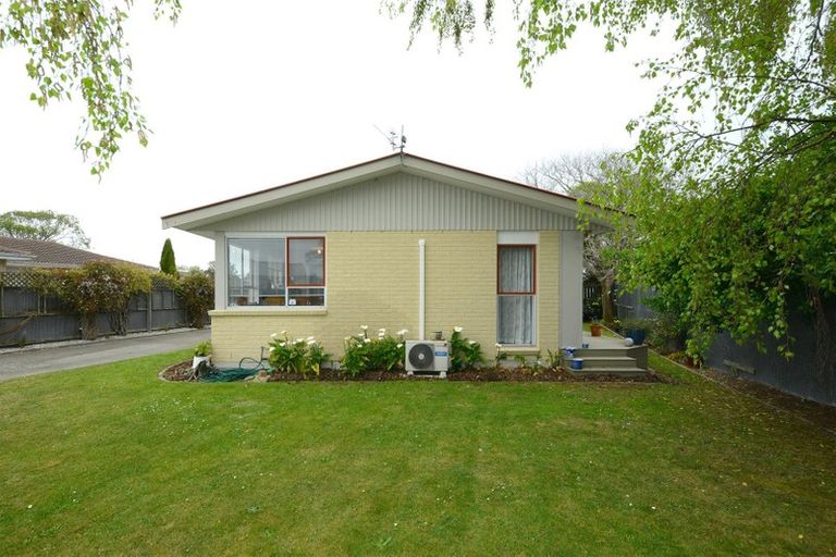 Photo of property in 65 Saint Heliers Crescent, Aranui, Christchurch, 8061