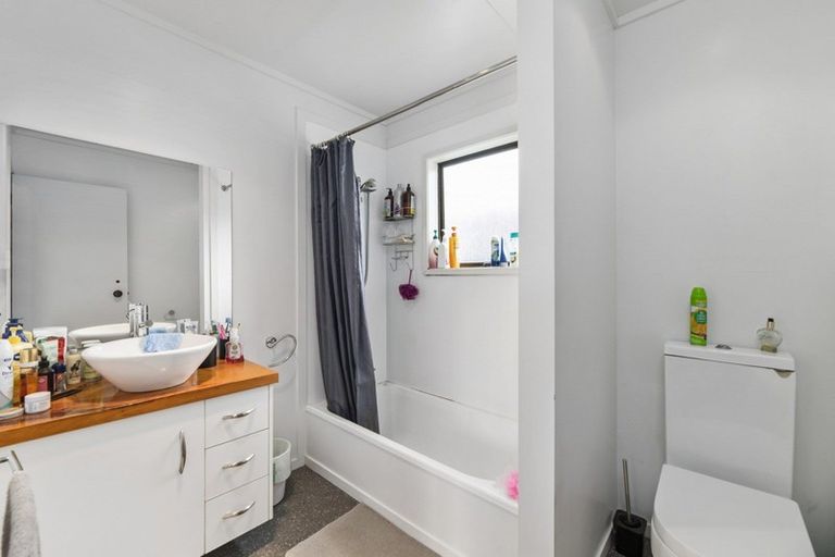 Photo of property in 42b Windsor Road, Bellevue, Tauranga, 3110