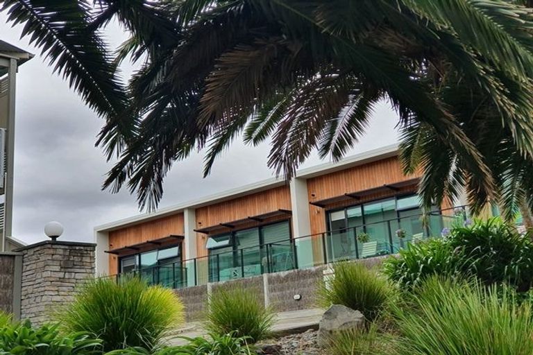 Photo of property in 3/2 Matatua Road, Raumati Beach, Paraparaumu, 5032