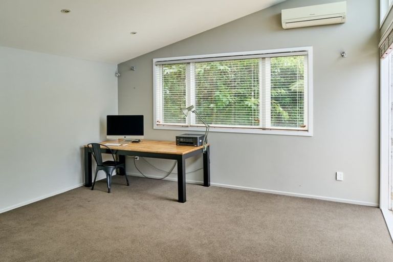Photo of property in 29 Khouri Avenue, Karori, Wellington, 6012