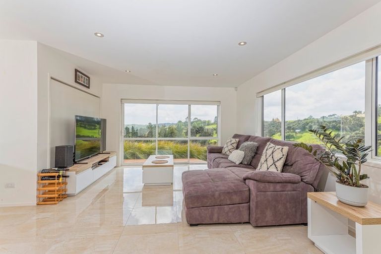 Photo of property in 66 Manuka Grove, Helensville, 0875
