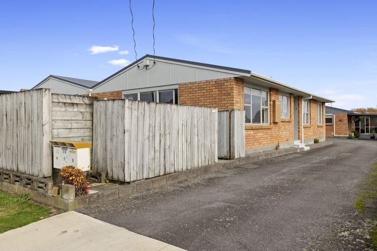Photo of property in 10a Chilman Street, Strandon, New Plymouth, 4312