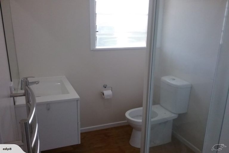 Photo of property in 4/17a Anzac Street, Takapuna, Auckland, 0622