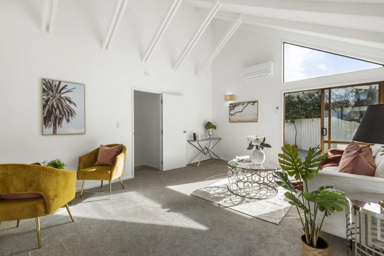 Photo of property in 2/55 Monarch Avenue, Hillcrest, Auckland, 0627