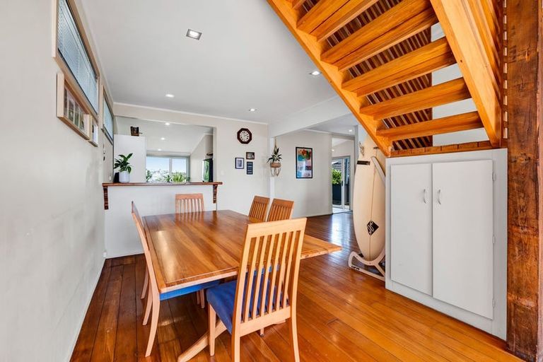 Photo of property in 22 Downe Street, New Plymouth, 4310