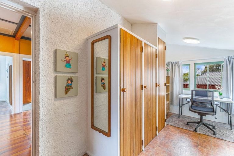 Photo of property in 61a Woodside Road, Massey, Auckland, 0614