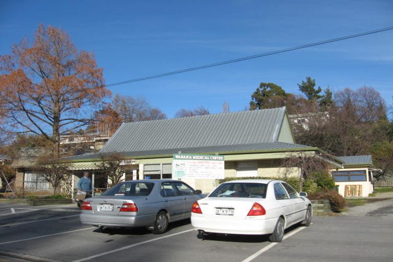 Photo of property in 19 Russell Street, Wanaka, 9305