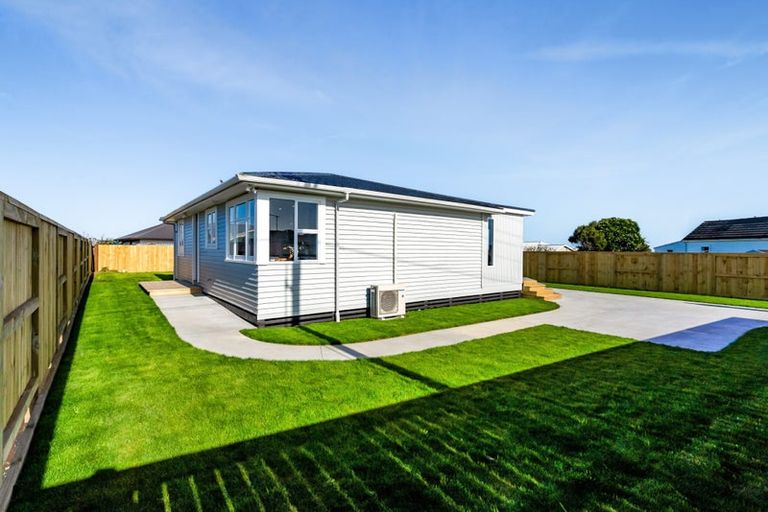 Photo of property in 5 Wills Road, Bell Block, New Plymouth, 4312