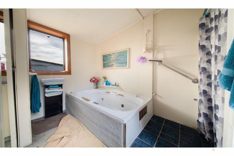 Photo of property in 70-70a High Street, Kensington, Timaru, 7910