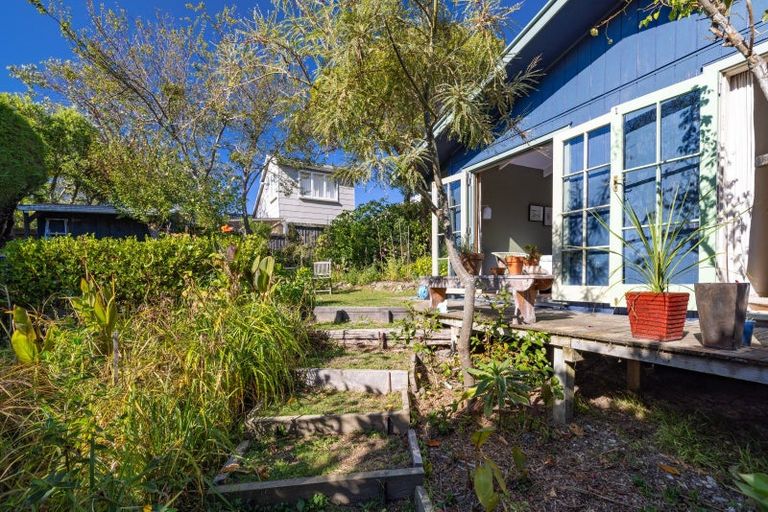 Photo of property in 13 Purau Avenue, Diamond Harbour, 8972