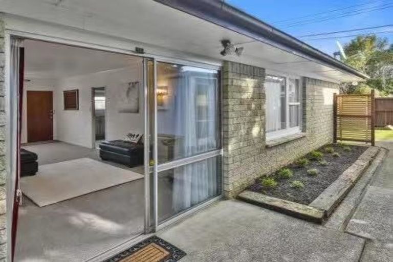 Photo of property in 1/2 Arthur Road, Hillpark, Auckland, 2102