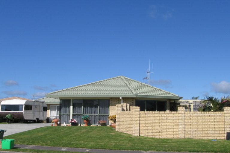 Photo of property in 1 Jasmine Place, Mount Maunganui, 3116
