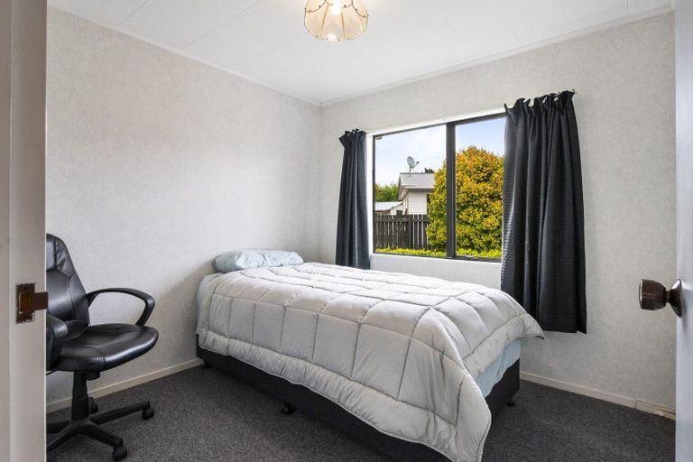 Photo of property in 12 Mansell Crescent, Bulls, 4818