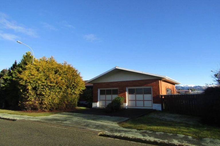 Photo of property in 12 George Street, Waimate, 7924