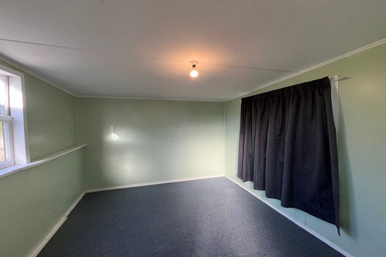 Photo of property in 22 Mahoe Street, Otaki Beach, Otaki, 5512