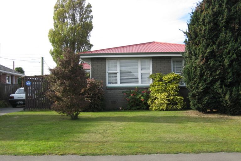 Photo of property in 14 Greenhurst Street, Sockburn, Christchurch, 8042