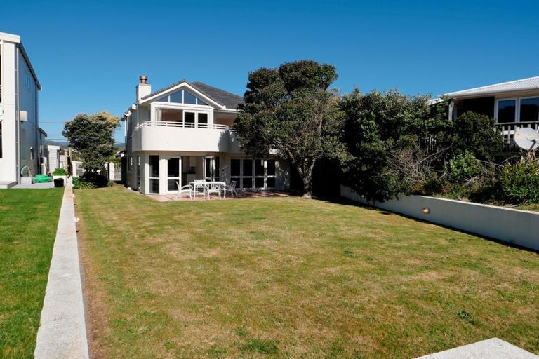 Photo of property in 99b Manly Street, Paraparaumu Beach, Paraparaumu, 5032