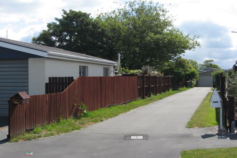 Photo of property in 3a Hurst Place, Parklands, Christchurch, 8083
