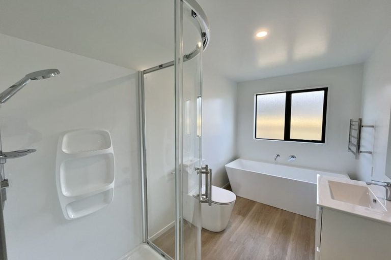 Photo of property in 37 Rita Angus Road, Belfast, 8051