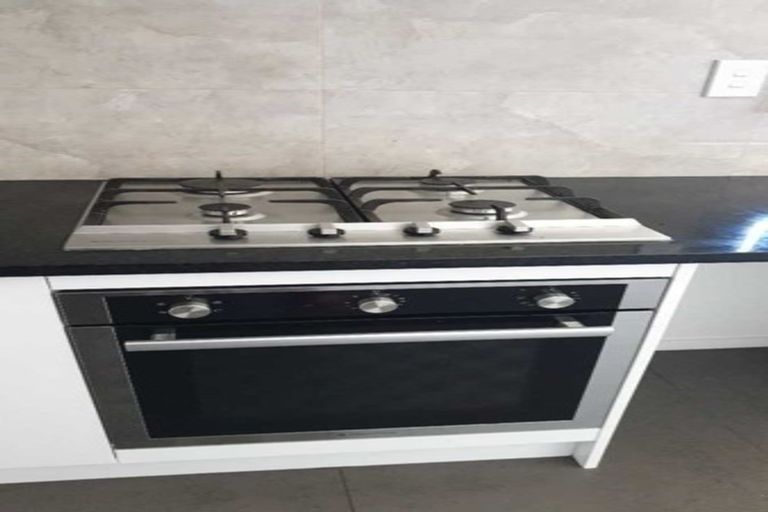 Photo of property in 70a Preston Road, Clover Park, Auckland, 2023