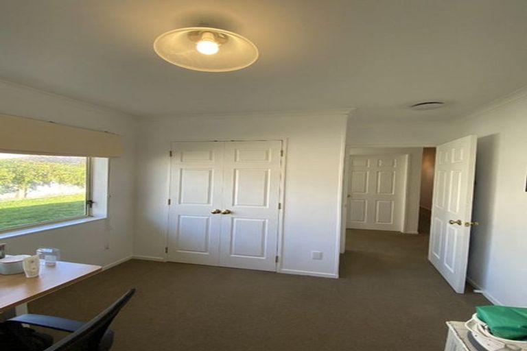 Photo of property in 51 Ararino Street, Trentham, Upper Hutt, 5018