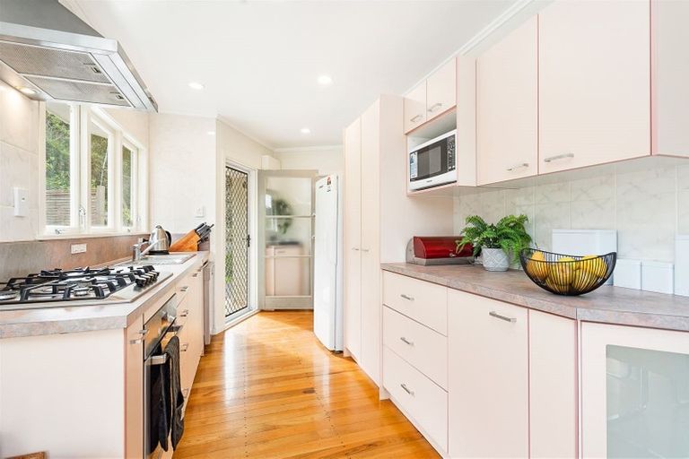 Photo of property in 28 Tuatara Drive, Te Kamo, Whangarei, 0112