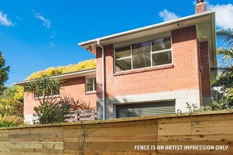 Photo of property in 239 Beach Haven Road, Birkdale, Auckland, 0626