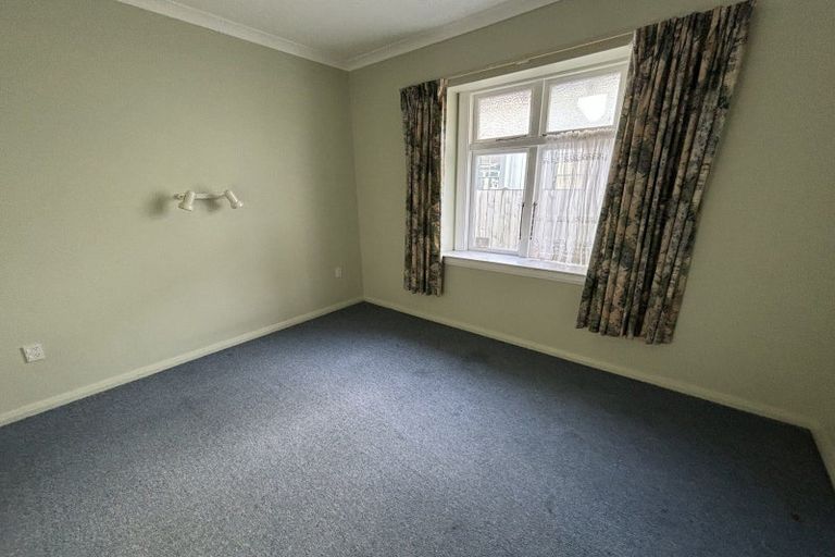 Photo of property in 12 Hereford Street, West End, Palmerston North, 4410