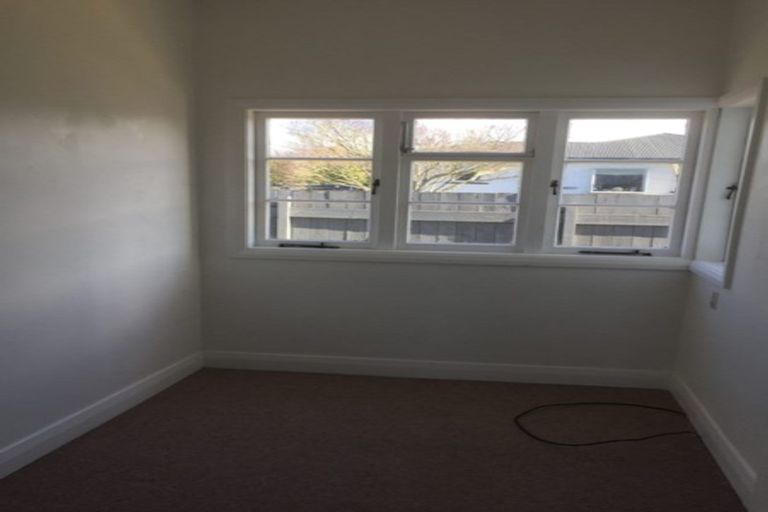 Photo of property in 18 Winter Street, Fairfield, Hamilton, 3214