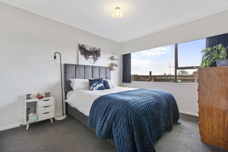 Photo of property in 2/38 Koromiko Street, New Lynn, Auckland, 0600