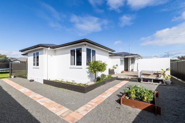 Photo of property in 33 Romanes Drive, Havelock North, 4130