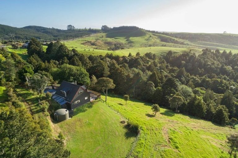 Photo of property in 2802 State Highway 10, Waipapa, 0295