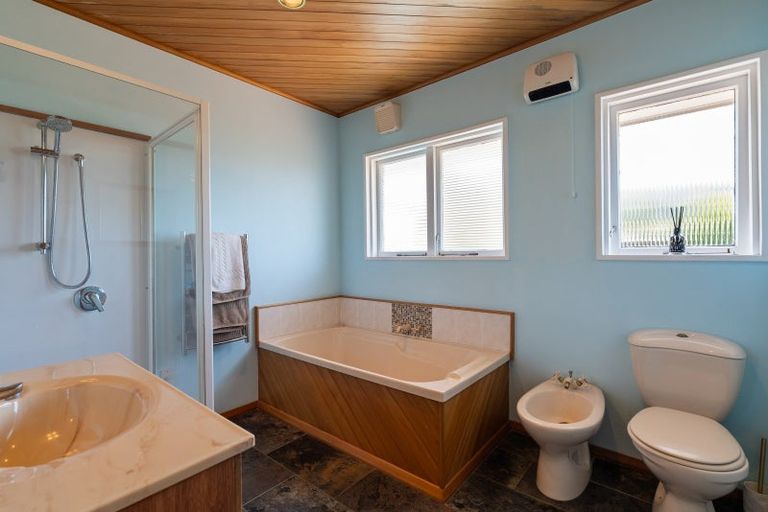 Photo of property in 61 Ranui Terrace, Tawa, Wellington, 5028