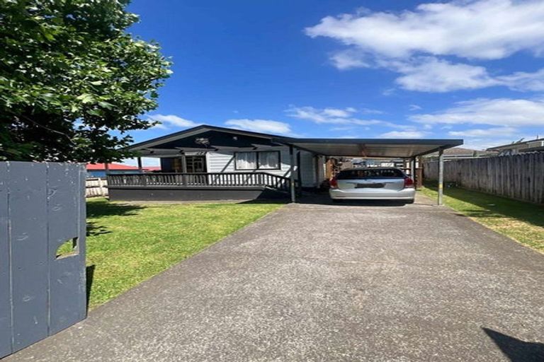 Photo of property in 1/84 Palmers Road, Clendon Park, Auckland, 2103