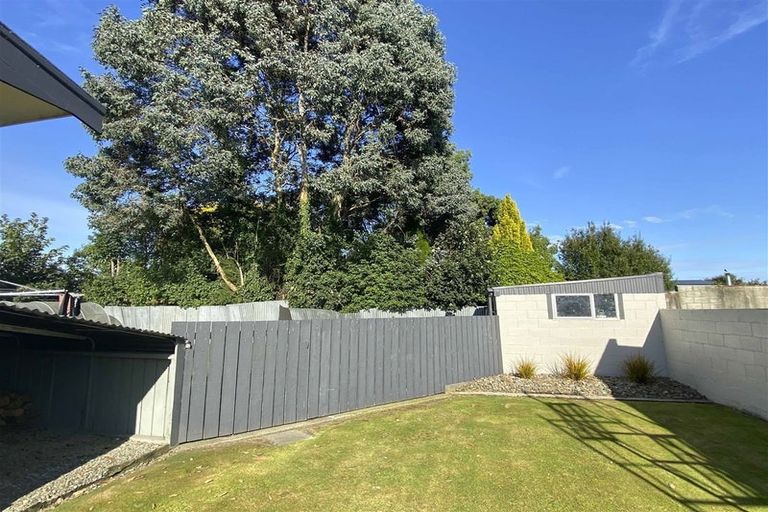 Photo of property in 32 Regent Street, Newfield, Invercargill, 9812