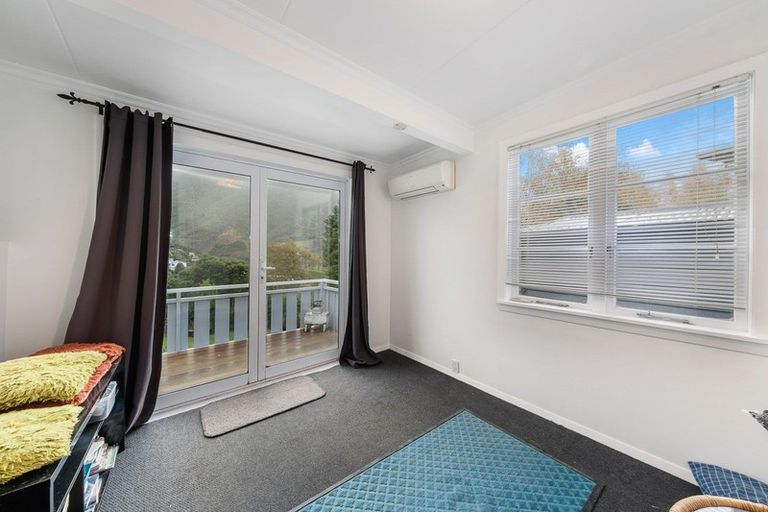 Photo of property in 25 Dorset Street, Picton, 7220