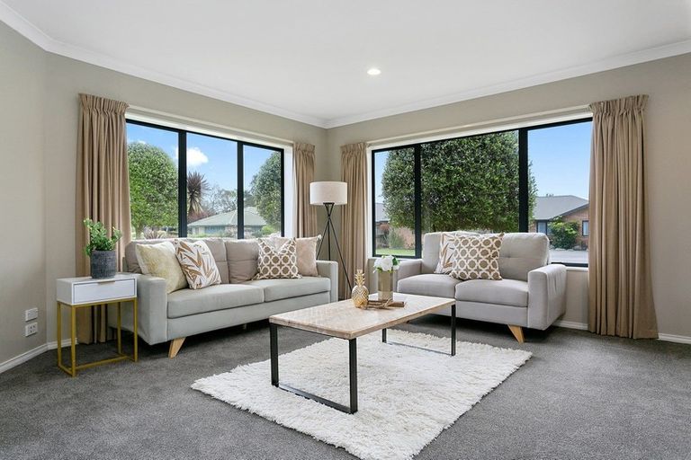 Photo of property in 4 Chesterton Drive, Leamington, Cambridge, 3432