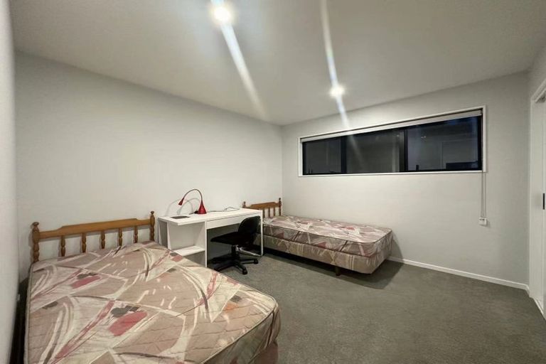 Photo of property in 15 Holiday Road, Stanmore Bay, Whangaparaoa, 0932